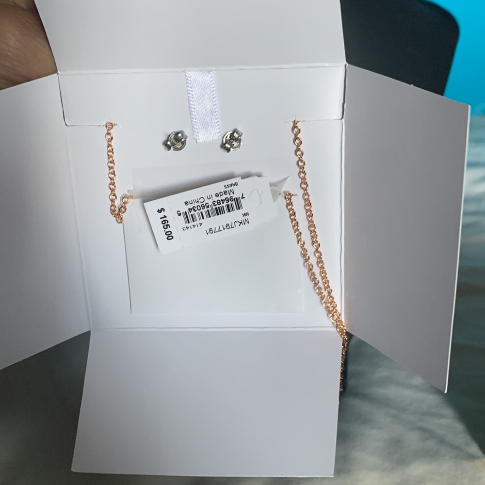 {NWT} MICHAEL KORS sets of necklace and earrings rose gold - Picture 4 of 5